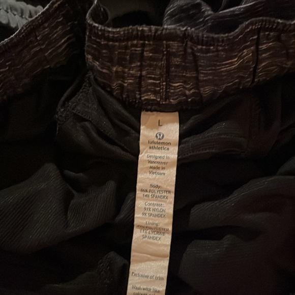 Lululemon Surge Shorts - Picture 6 of 6